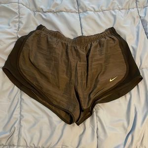 Nike, L, Black and Grey